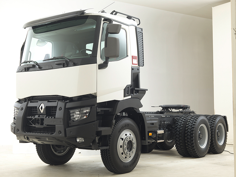photo_reportages_industriels_Renault_Trucks_gammeK_euro3_avant-post-production